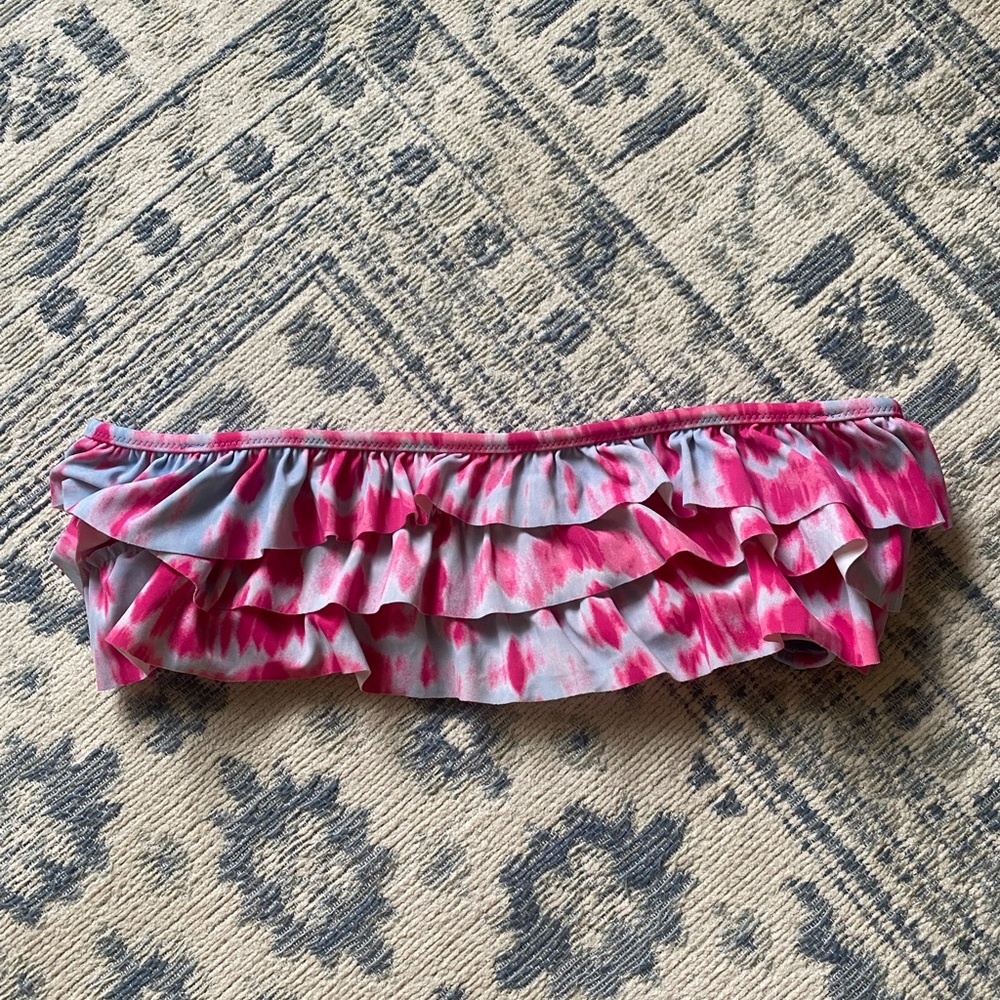 American Eagle pink and white ruffle bandeau bathing suit top